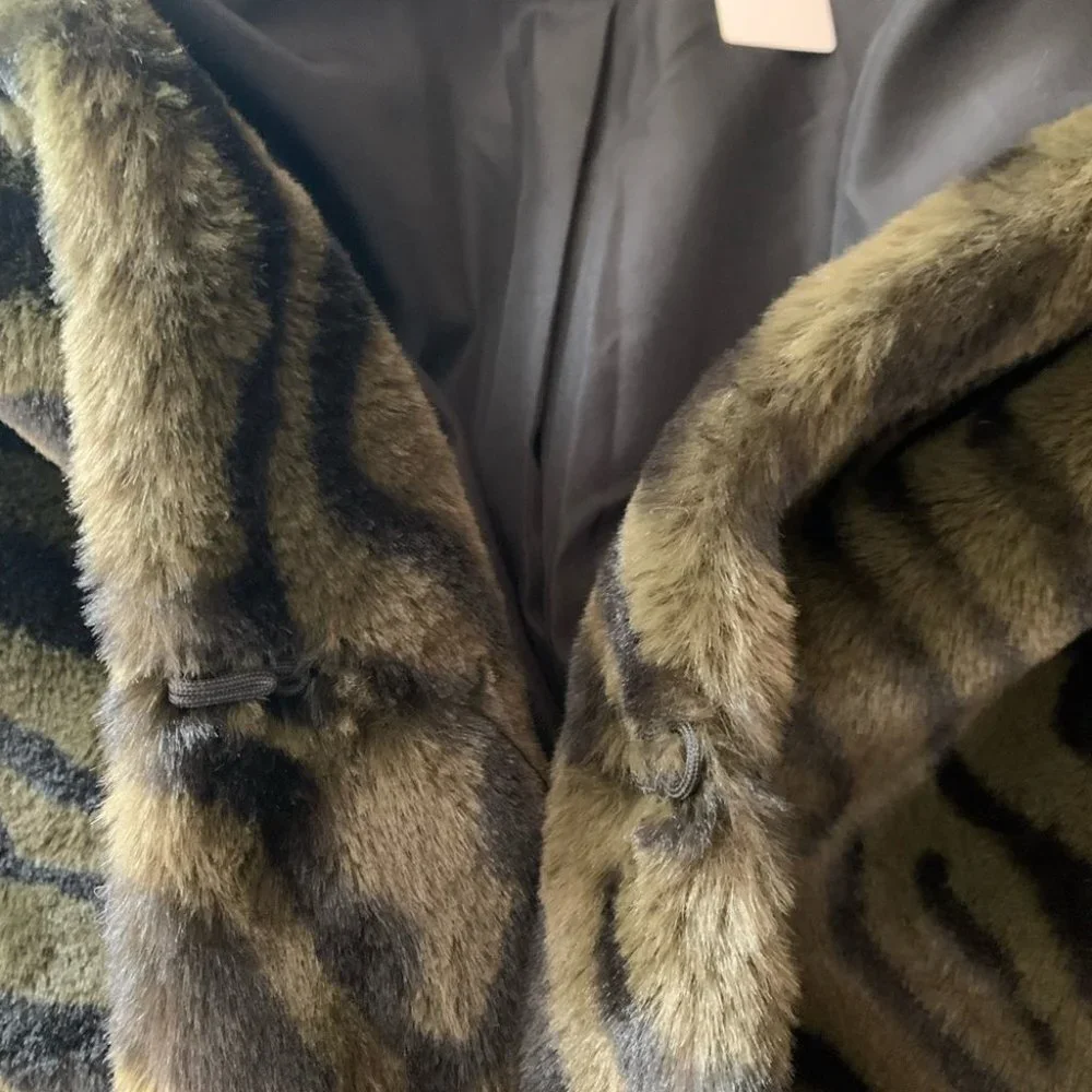 NEW Anthropologie Sanctuary Green Zebra Print Faux Fur Jacket Size Medium - Picture 12 of 16